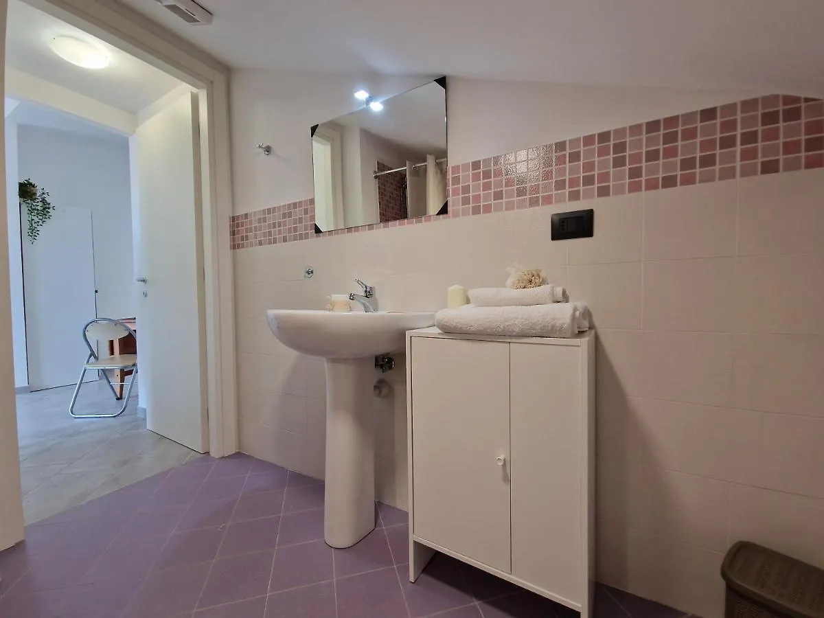 250 Metri Dalla Spiaggia Eleganza Vistamare Apartment Pietra Ligure